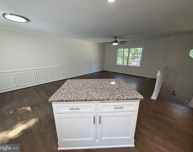 11204 Wilderness Park Drive - Photo Thumbnail 11