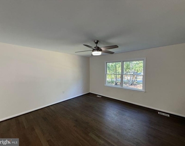 11204 Wilderness Park Drive - Photo Thumbnail 12