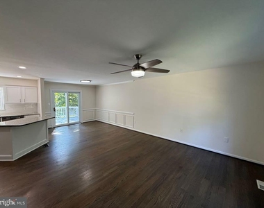 11204 Wilderness Park Drive - Photo Thumbnail 13