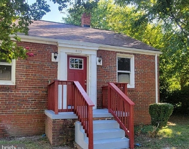 4115 Leake Avenue - Photo Thumbnail 12