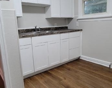 4115 Leake Avenue - Photo Thumbnail 15