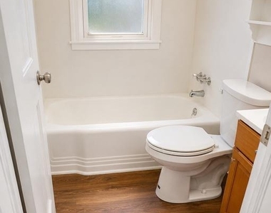 4115 Leake Avenue - Photo Thumbnail 5