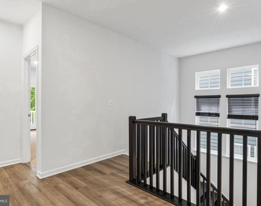 18270 Moss Garden Road - Photo Thumbnail 31