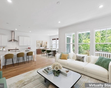 18270 Moss Garden Road - Photo Thumbnail 7