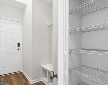 18270 Moss Garden Road - Photo Thumbnail 24