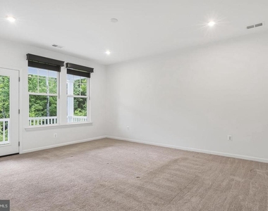 18270 Moss Garden Road - Photo Thumbnail 34
