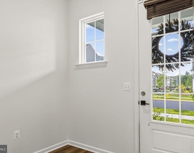 18270 Moss Garden Road - Photo Thumbnail 4