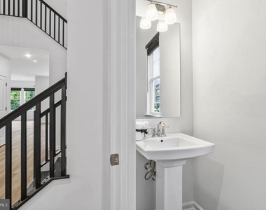 18270 Moss Garden Road - Photo Thumbnail 19