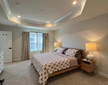 10314 Heritage Trail Court - Photo Thumbnail 7