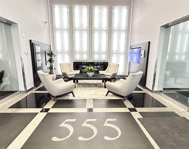 555 S S Old Woodward Avenue - Photo Thumbnail 1