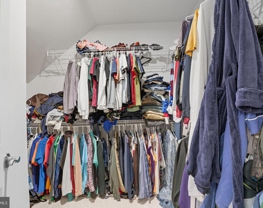 707 Thomas Lane - Photo Thumbnail 26
