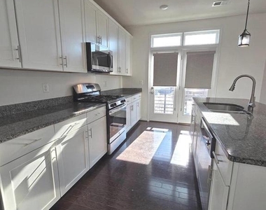 1522 Ribbon Limestone Terrace Se - Photo Thumbnail 4