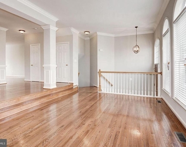 21264 Victorias Cross Terrace - Photo Thumbnail 7