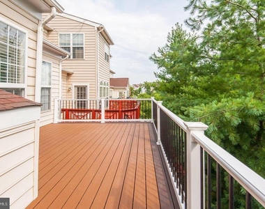 21264 Victorias Cross Terrace - Photo Thumbnail 26