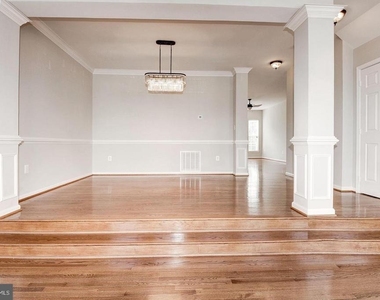 21264 Victorias Cross Terrace - Photo Thumbnail 8