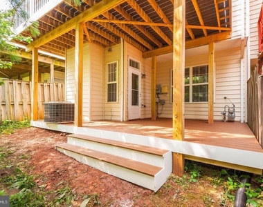 21264 Victorias Cross Terrace - Photo Thumbnail 29