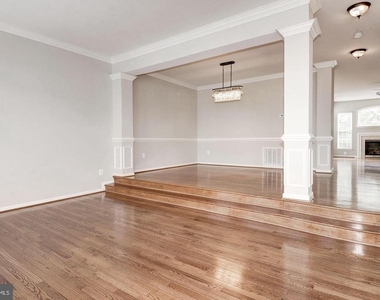 21264 Victorias Cross Terrace - Photo Thumbnail 6