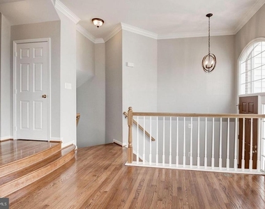 21264 Victorias Cross Terrace - Photo Thumbnail 4