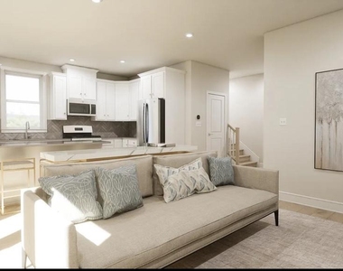 43312 Farringdon Square - Photo Thumbnail 5