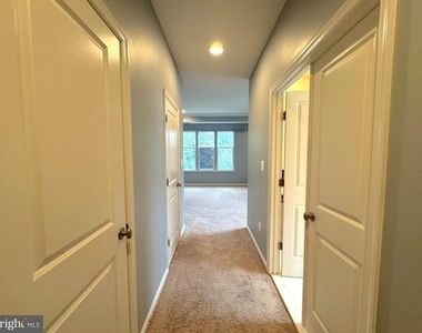 23318 April Mist Place - Photo Thumbnail 18