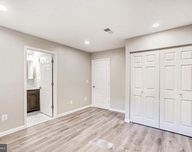 2246 White Cornus Lane - Photo Thumbnail 20
