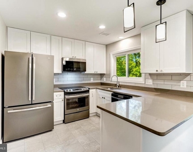 2246 White Cornus Lane - Photo Thumbnail 8