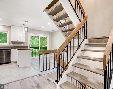 2246 White Cornus Lane - Photo Thumbnail 7