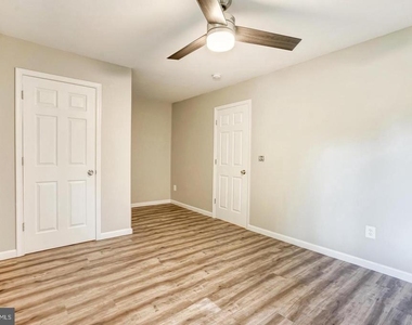 2246 White Cornus Lane - Photo Thumbnail 13