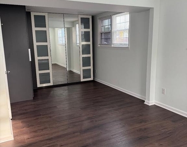 7110 Lanier Street - Photo Thumbnail 10