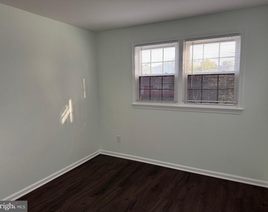 7110 Lanier Street - Photo Thumbnail 6