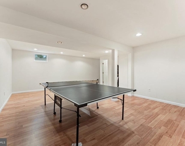 8000 Sandburg Court - Photo Thumbnail 42