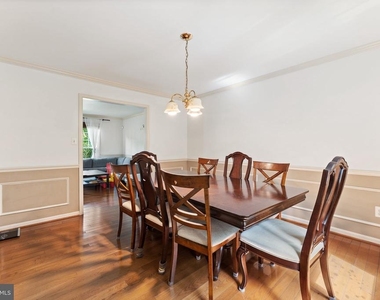 8000 Sandburg Court - Photo Thumbnail 27