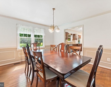 8000 Sandburg Court - Photo Thumbnail 28