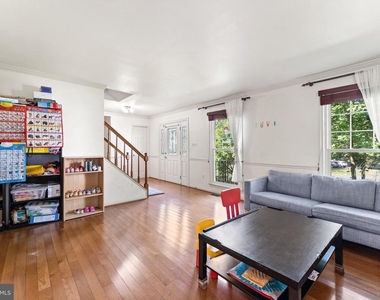 8000 Sandburg Court - Photo Thumbnail 19
