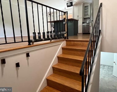 8711 Braeburn Drive - Photo Thumbnail 3