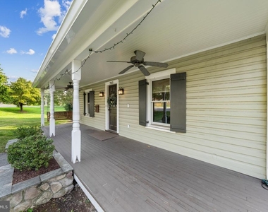 703 Dranesville Road - Photo Thumbnail 4
