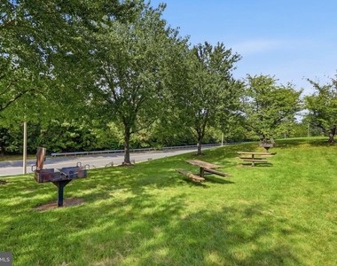 5629 Willoughby Newton Drive - Photo Thumbnail 28