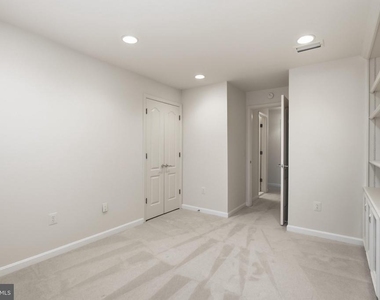 5629 Willoughby Newton Drive - Photo Thumbnail 19