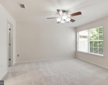 5629 Willoughby Newton Drive - Photo Thumbnail 14