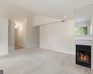 5629 Willoughby Newton Drive - Photo Thumbnail 6