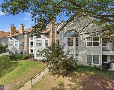 5629 Willoughby Newton Drive - Photo Thumbnail 2