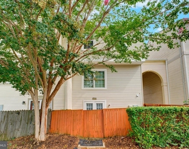 10305 Bridgetown Place - Photo Thumbnail 29