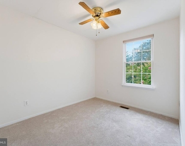 10305 Bridgetown Place - Photo Thumbnail 22