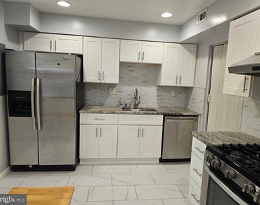 5876 Kara Place - Photo Thumbnail 7