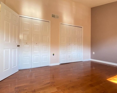 5876 Kara Place - Photo Thumbnail 12
