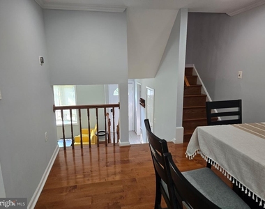 5876 Kara Place - Photo Thumbnail 4