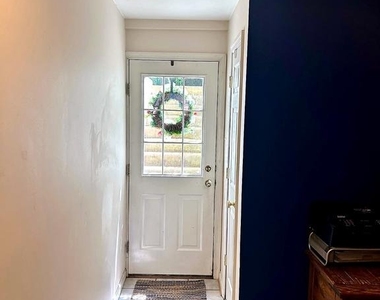 7413 Clifton Quarry Drive - Photo Thumbnail 14