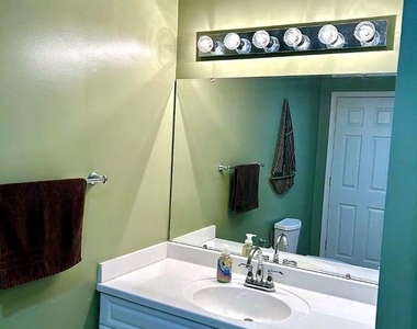7413 Clifton Quarry Drive - Photo Thumbnail 8