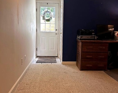 7413 Clifton Quarry Drive - Photo Thumbnail 16