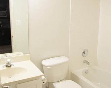 3347 Wilton Crest Court - Photo Thumbnail 28